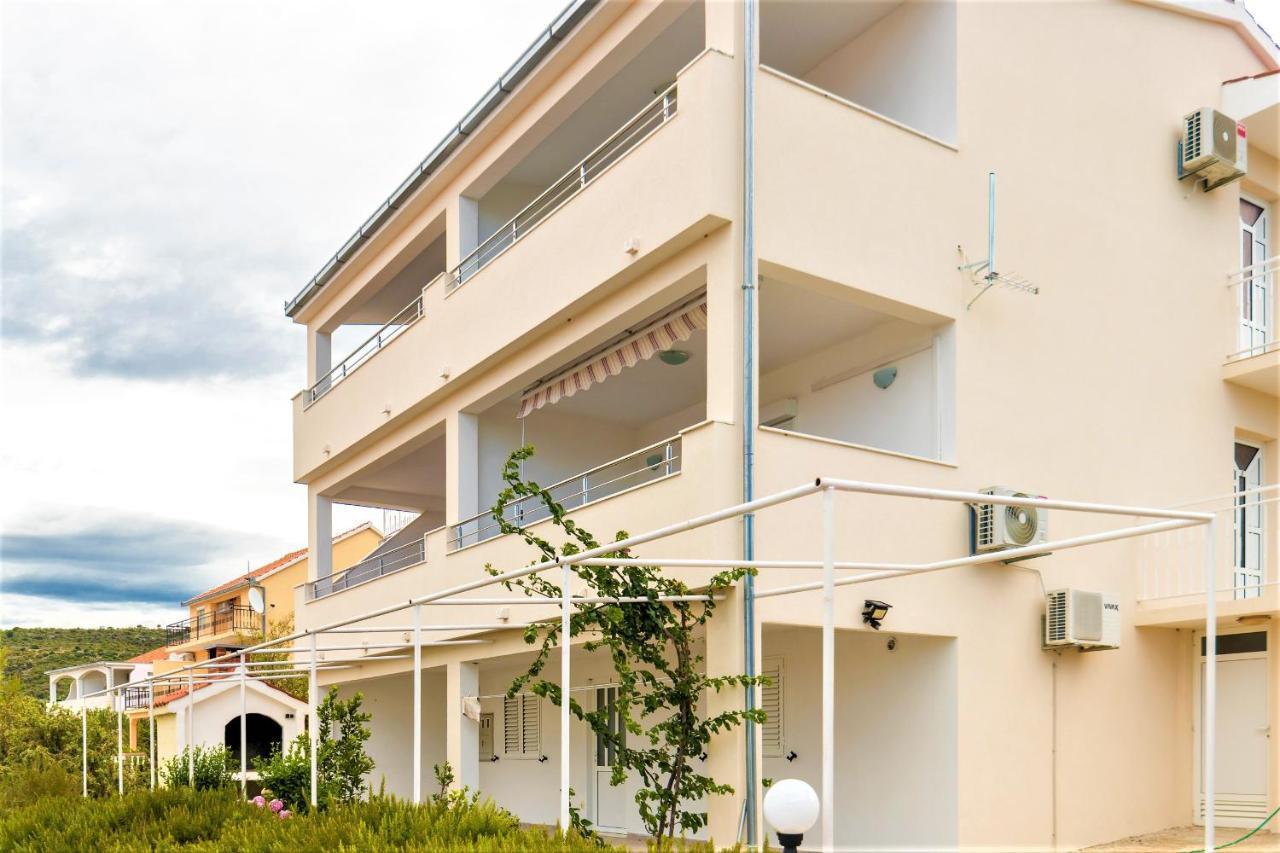 Apartment Ante Ražanj Extérieur photo
