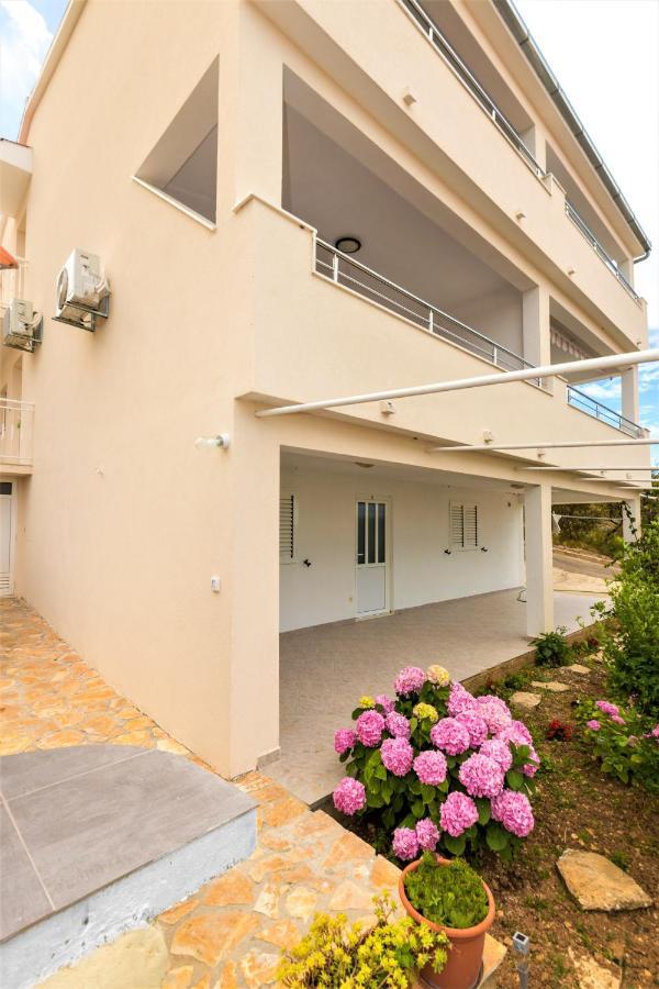 Apartment Ante Ražanj Extérieur photo